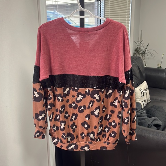 Pink and cheetah sweater, brand new! - Picture 2 of 2